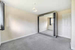 BEDROOM- click for photo gallery